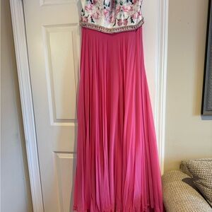 Madison James Pink and White Floral Dress